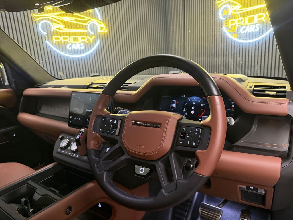 Used Land Rover Defender 2025 for sale - 78102705: Photo 8