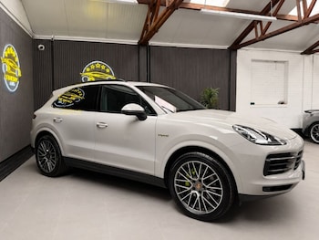 Used Porsche Cayenne 2023 for sale - 78682500: Photo