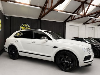 Used Bentley Bentayga 2018 for sale - 79334588: Photo