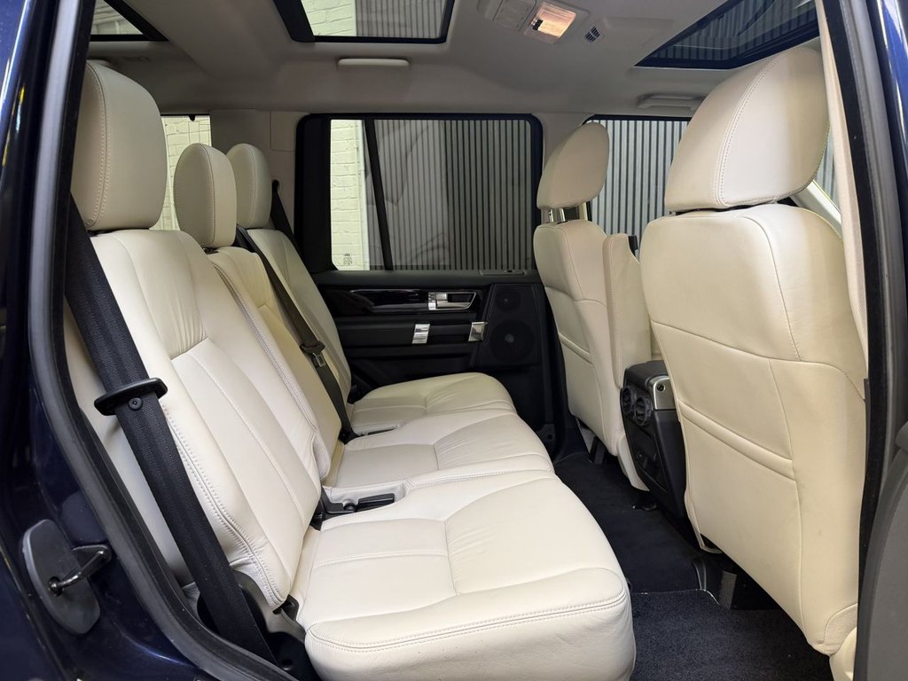 Used Land Rover Discovery 2015 for sale - 78145341: Photo 11