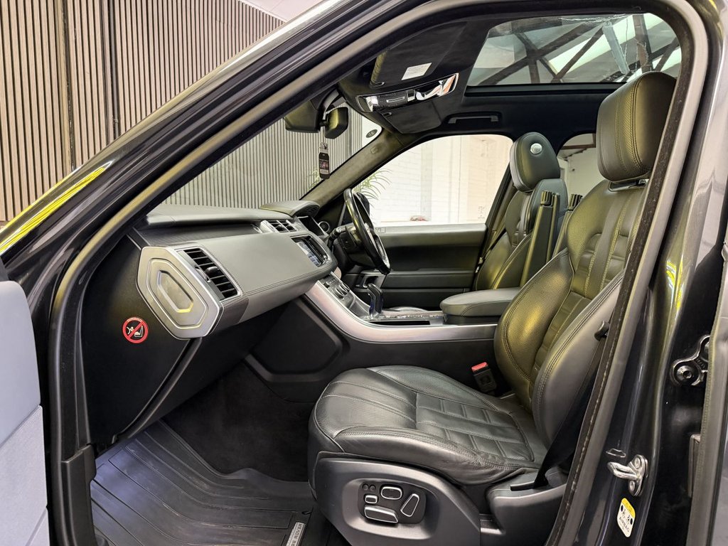 Used Land Rover Range Rover Sport 2015 for sale - 77849914: Photo 10