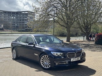 2015 (15) - 3.0 740LI SE 4d 316 BHP 4-Door