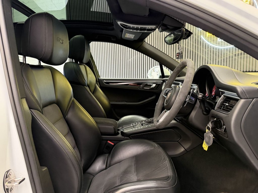 Used Porsche Macan 2016 for sale - 77821118: Photo 9