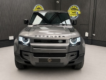 Used Land Rover Defender 2021 for sale - 78632084: Photo