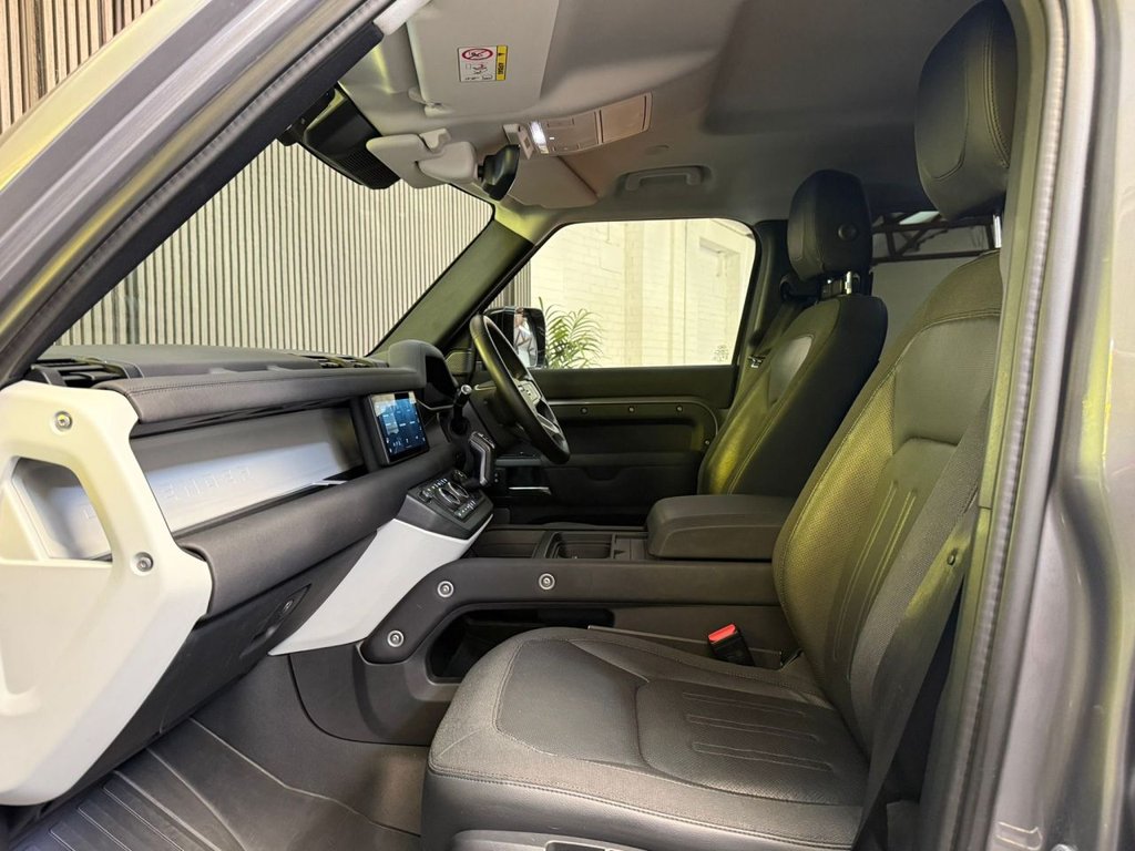 Used Land Rover Defender 2021 for sale - 77208328: Photo 10
