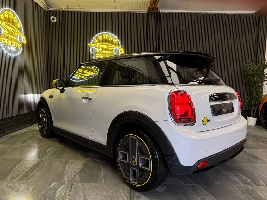 Used MINI Hatch 2023 for sale - 77572148: Photo 6