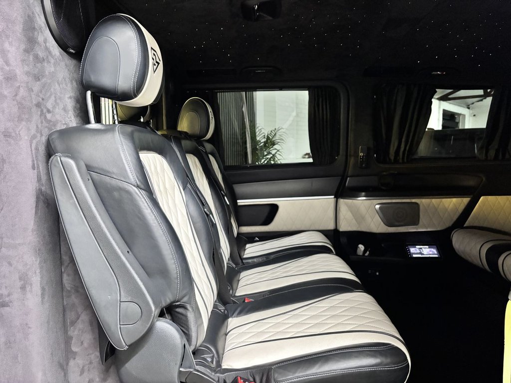 Used Mercedes-Benz V-Class 2018 for sale - 77226865: Photo 11