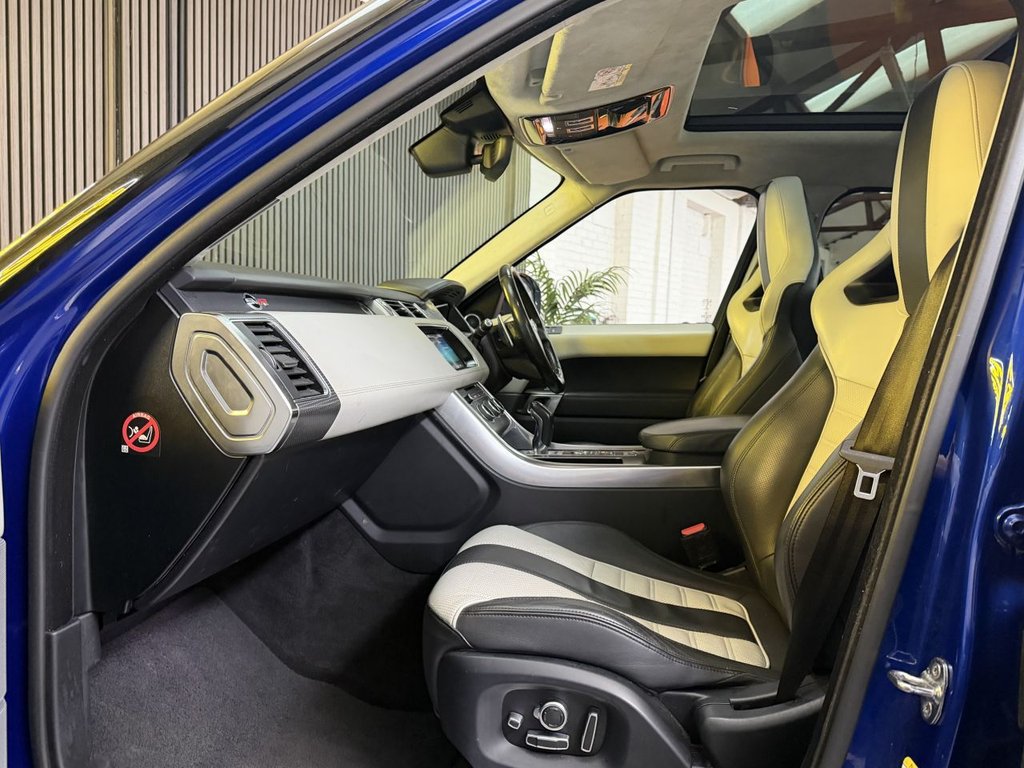 Used Land Rover Range Rover Sport 2017 for sale - 77692679: Photo 10