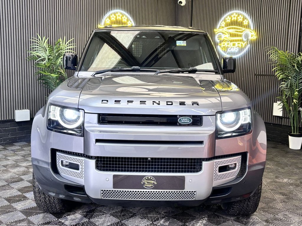 Used Land Rover Defender 2021 for sale - 77226990: Photo 4