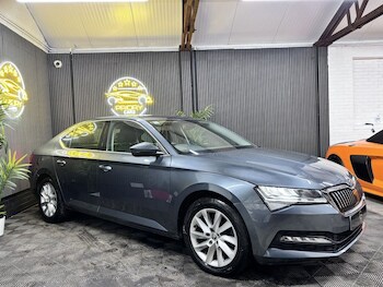 Used Skoda Superb 2020 for sale - 77250077: Photo