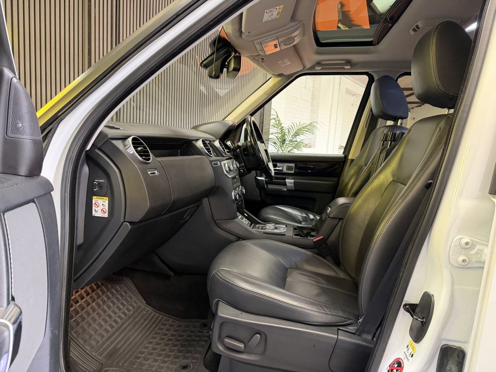 Used Land Rover Discovery 4 2015 for sale - 77642952: Photo 10