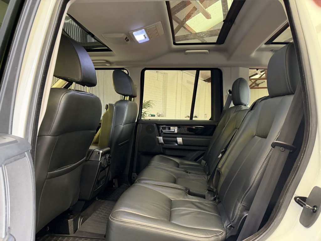 Used Land Rover Discovery 4 2015 for sale - 77642952: Photo 12