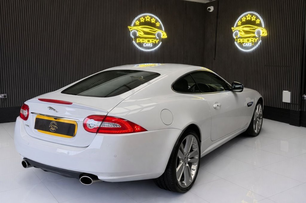 Used Jaguar XK 2012 for sale - 77608816: Photo 7