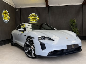 Used Porsche Taycan 2022 for sale - 79599101: Photo
