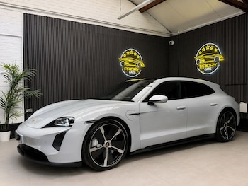 Used Porsche Taycan 2022 for sale - 79599101: Photo