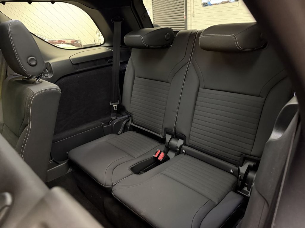 Used Land Rover Discovery 2023 for sale - 78167519: Photo 14