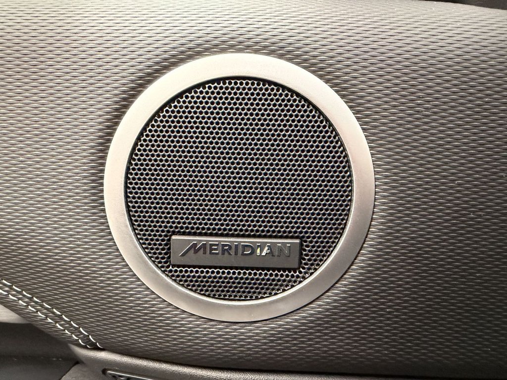 Used Land Rover Discovery 2023 for sale - 78167519: Photo 16