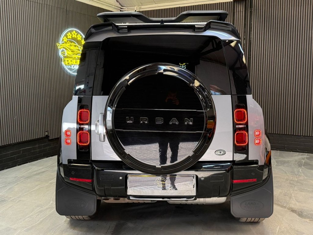 Used Land Rover Defender 2021 for sale - 77226908: Photo 5