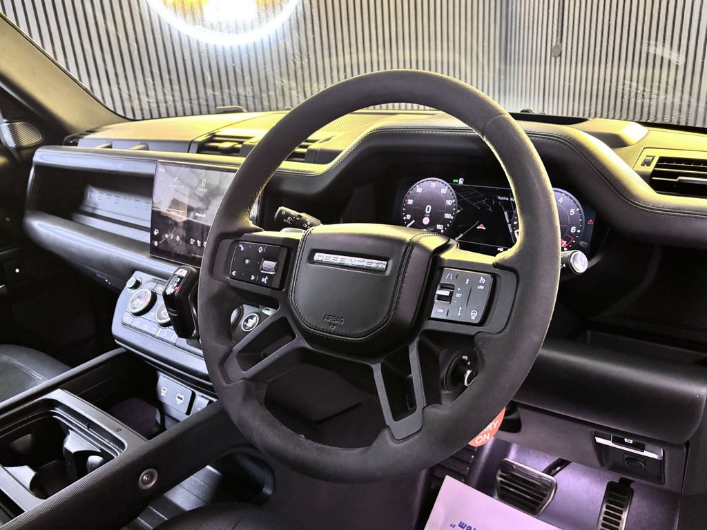 Used Land Rover Defender 2022 for sale - 77226960: Photo 8