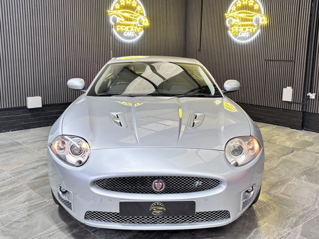 Used Jaguar XKR 2007 for sale - 77383653: Photo 4