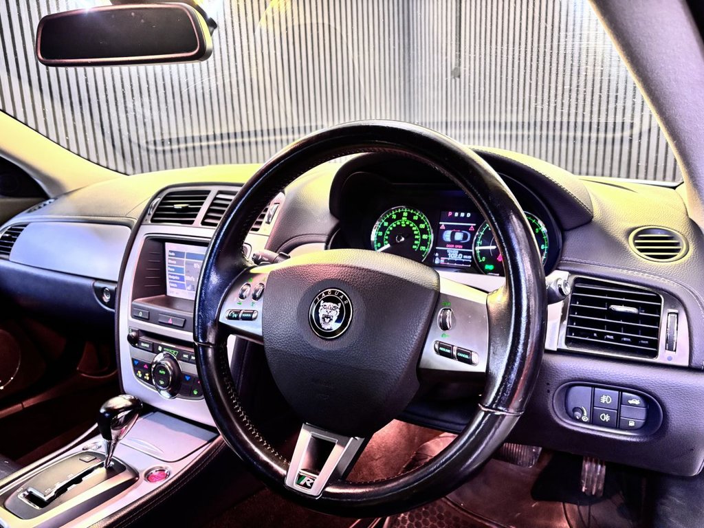 Used Jaguar XKR 2007 for sale - 77383653: Photo 8