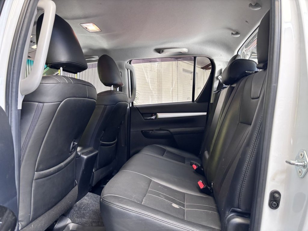 Used Toyota Hilux 2017 for sale - 77226781: Photo 12