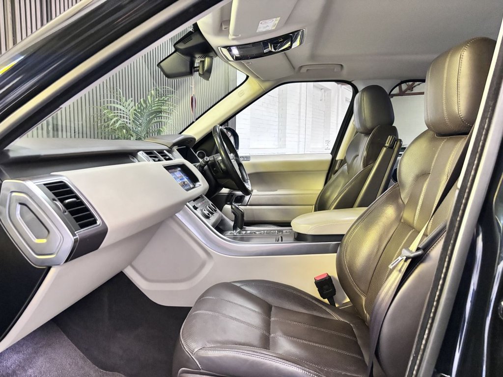 Used Land Rover Range Rover Sport 2018 for sale - 77226620: Photo 10