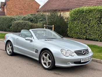 Used Mercedes-Benz SL 2005 for sale - 77208334: Photo