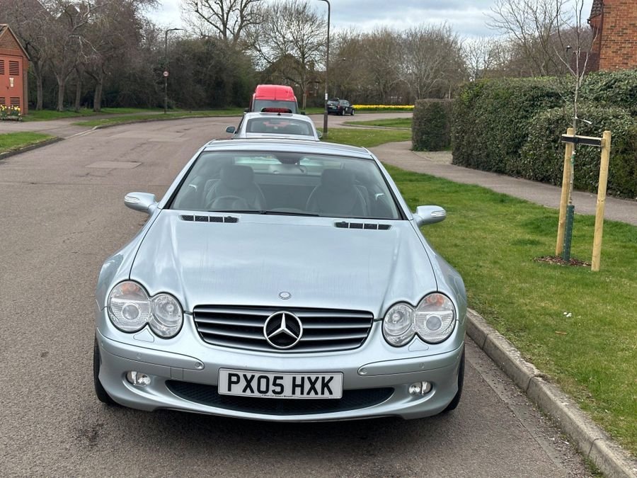 Used Mercedes-Benz SL 2005 for sale - 77208334: Photo 8