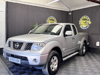 Used Nissan Navara 2009 for sale - 77208349: Photo