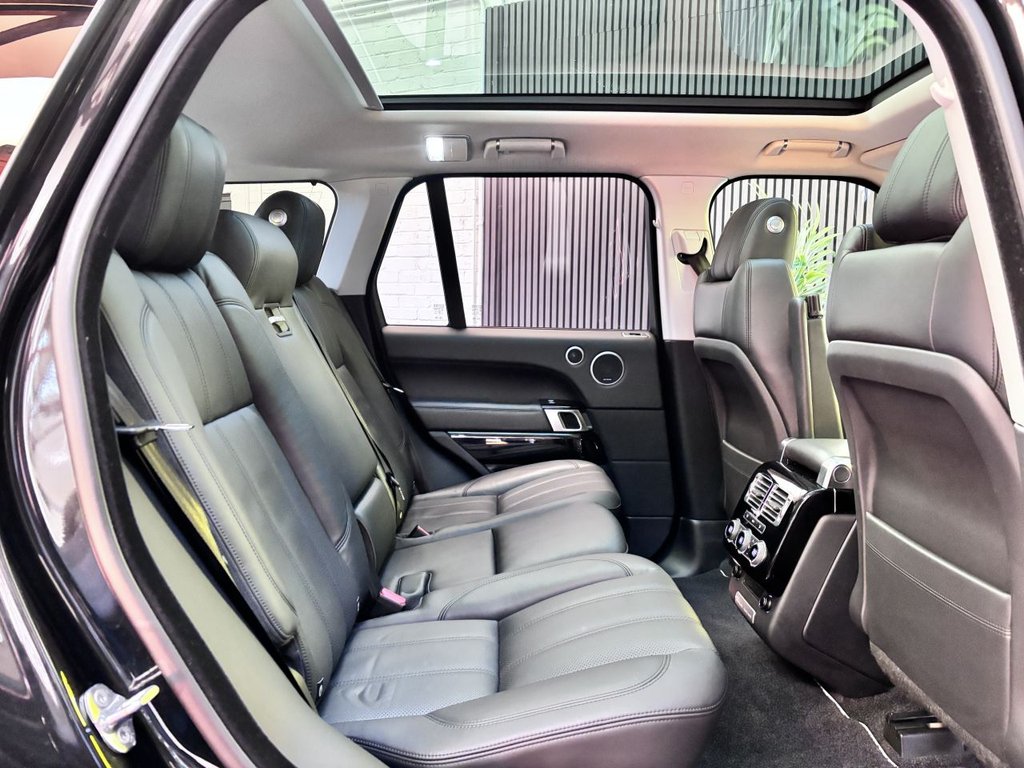 Used Land Rover Range Rover 2015 for sale - 77226927: Photo 11