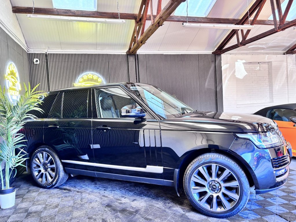 Used Land Rover Range Rover 2015 for sale - 77226927: Photo 2