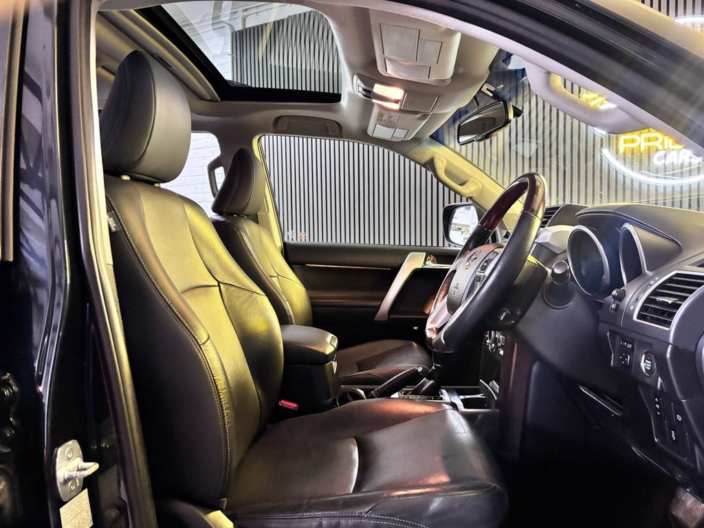 Used Toyota Land Cruiser 2018 for sale - 77302201: Photo 10