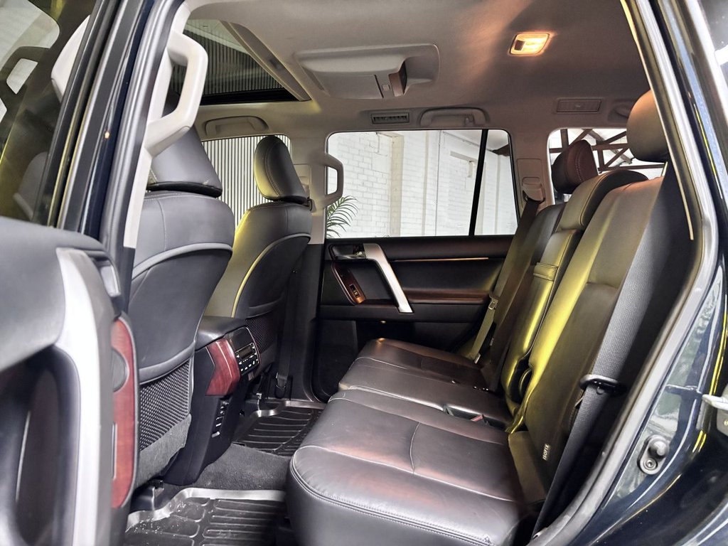 Used Toyota Land Cruiser 2018 for sale - 77302201: Photo 13