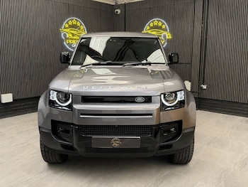 Used Land Rover Defender 2023 for sale - 79482235: Photo