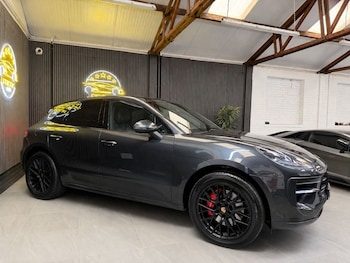 Used Porsche Macan 2020 for sale - 78619874: Photo