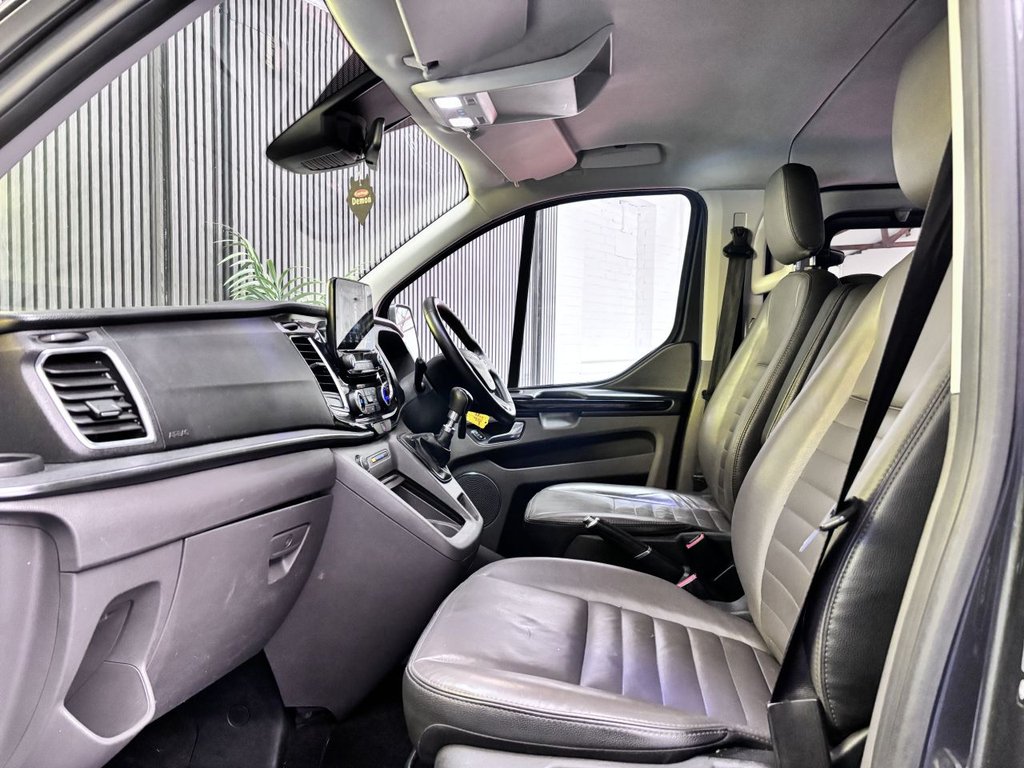 Used Ford Tourneo Custom 2018 for sale - 77226613: Photo 10