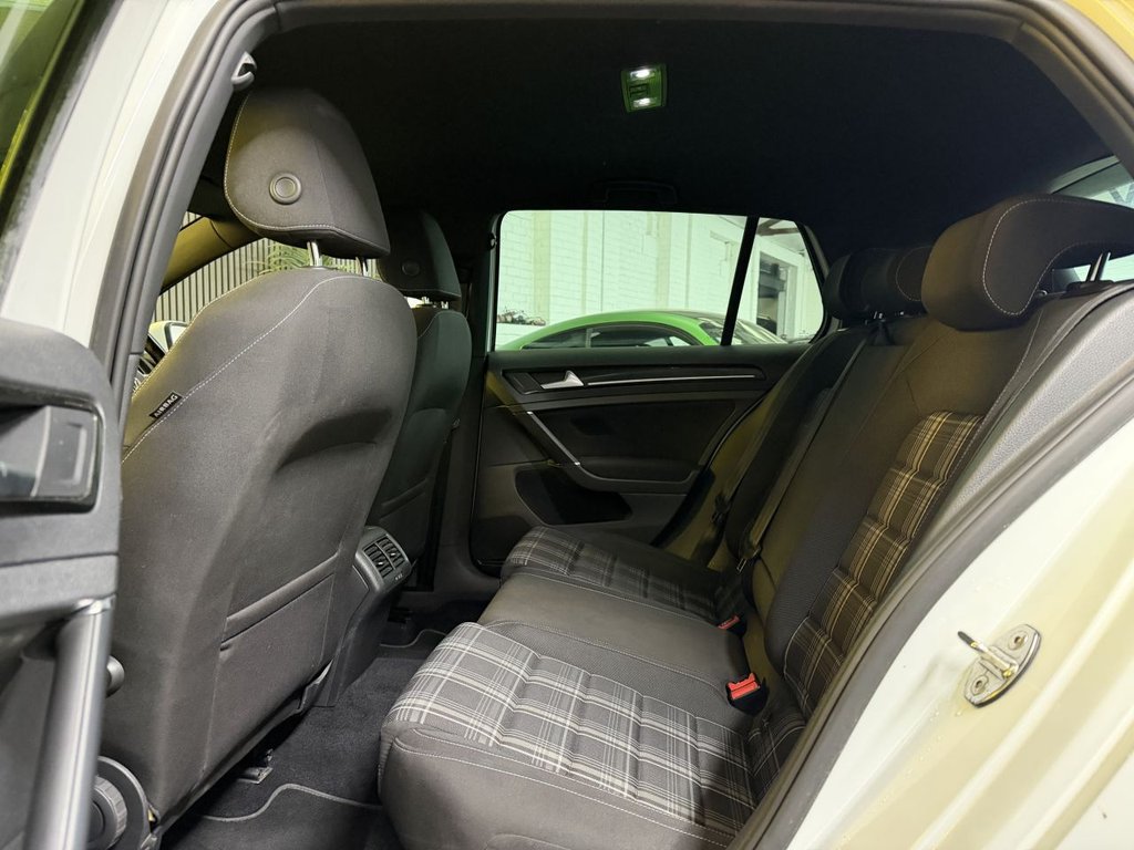 Used Volkswagen Golf 2014 for sale - 78102702: Photo 12