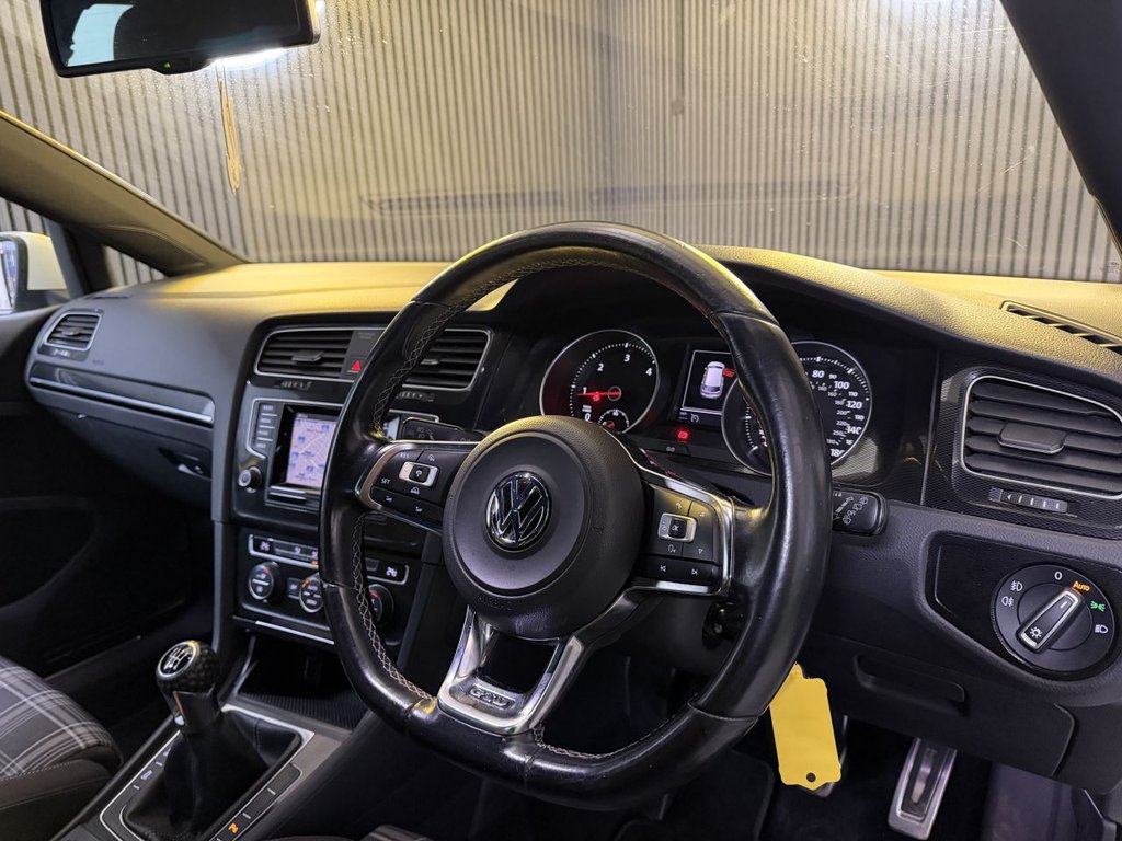 Used Volkswagen Golf 2014 for sale - 78102702: Photo 8