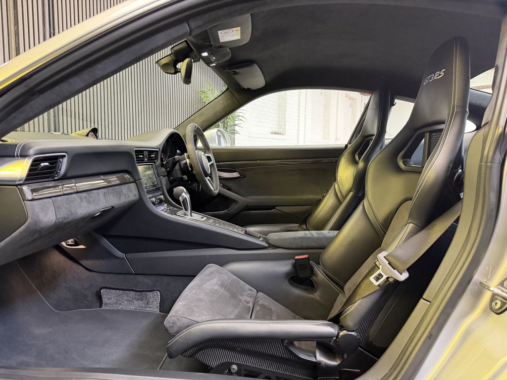 Used Porsche 911 2016 for sale - 77850054: Photo 10