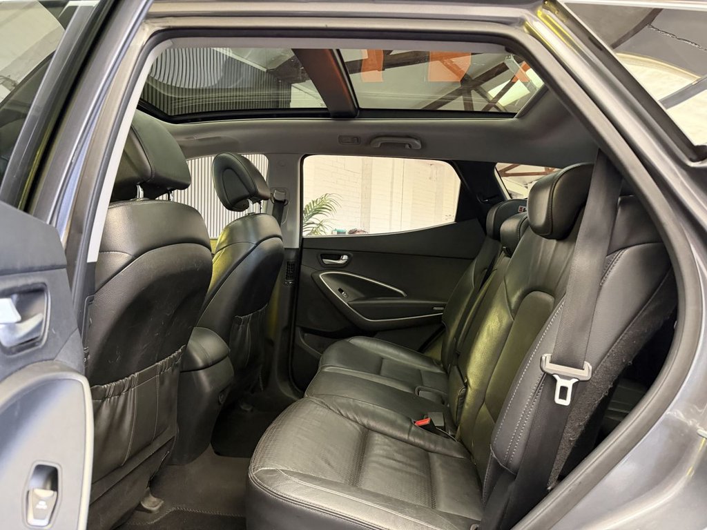 Used Hyundai Santa Fe 2014 for sale - 77748156: Photo 12