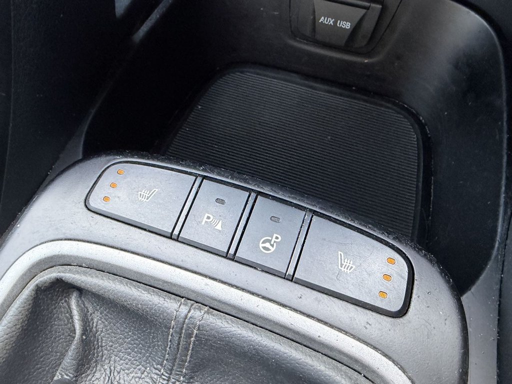 Used Hyundai Santa Fe 2014 for sale - 77748156: Photo 16