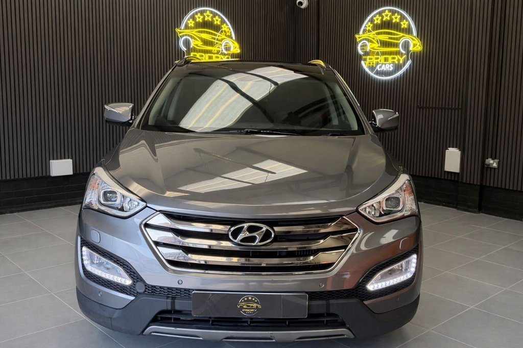 Used Hyundai Santa Fe 2014 for sale - 77748156: Photo 4