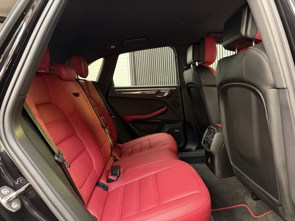 Used Porsche Macan 2020 for sale - 77583795: Photo 11