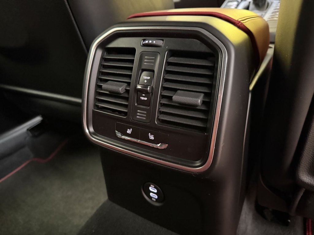 Used Porsche Macan 2020 for sale - 77583795: Photo 18