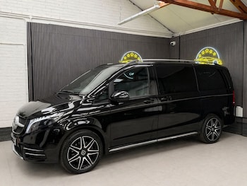 Used Mercedes-Benz V-Class 2023 for sale - 78372986: Photo