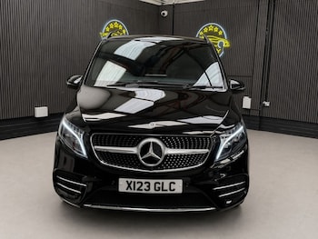 Used Mercedes-Benz V-Class 2023 for sale - 78372986: Photo