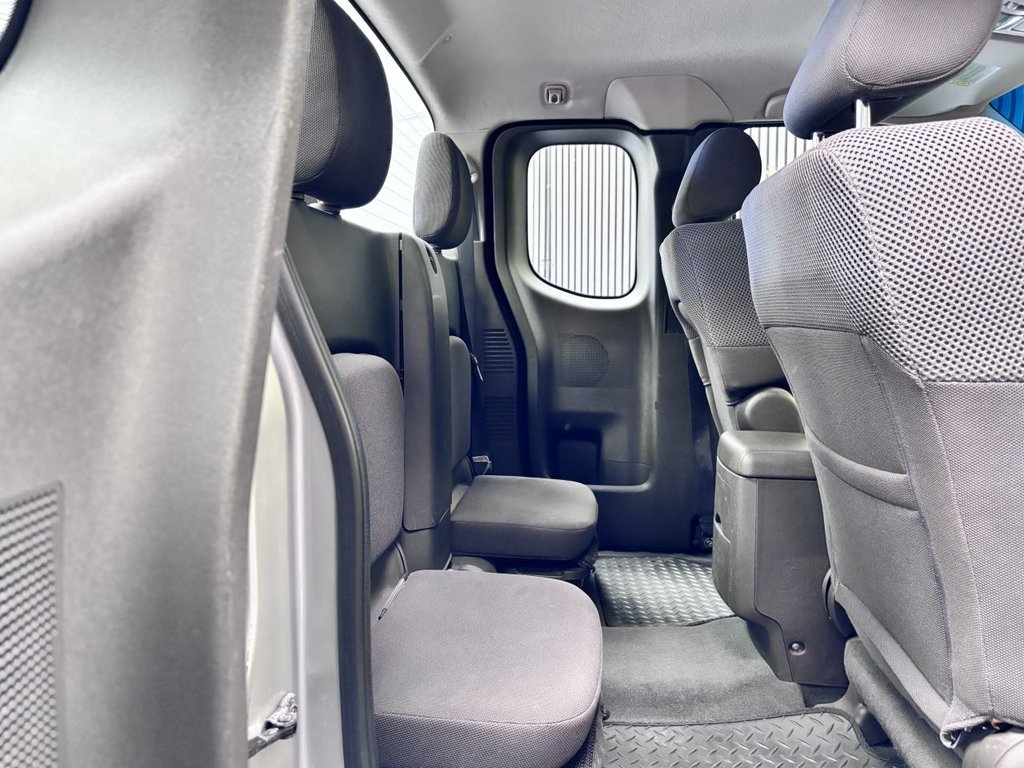 Used Nissan Navara 2009 for sale - 77250051: Photo 12