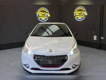 Used Peugeot 208 2015 for sale - 77734699: Photo