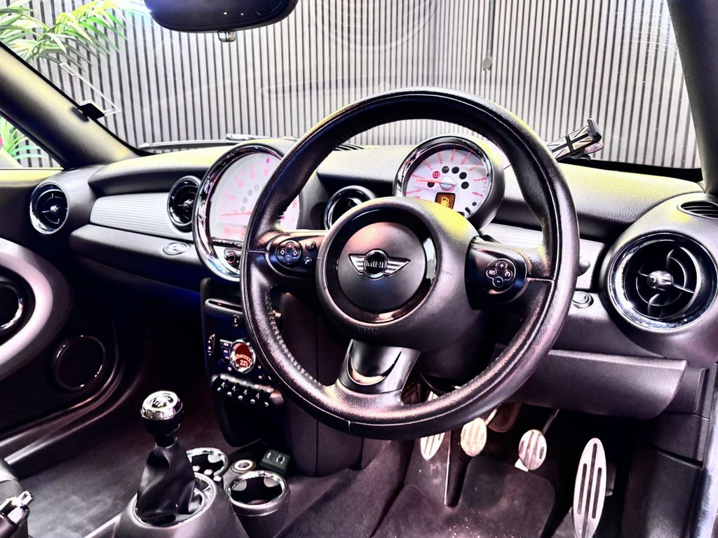 Used MINI Roadster 2013 for sale - 77250001: Photo 10